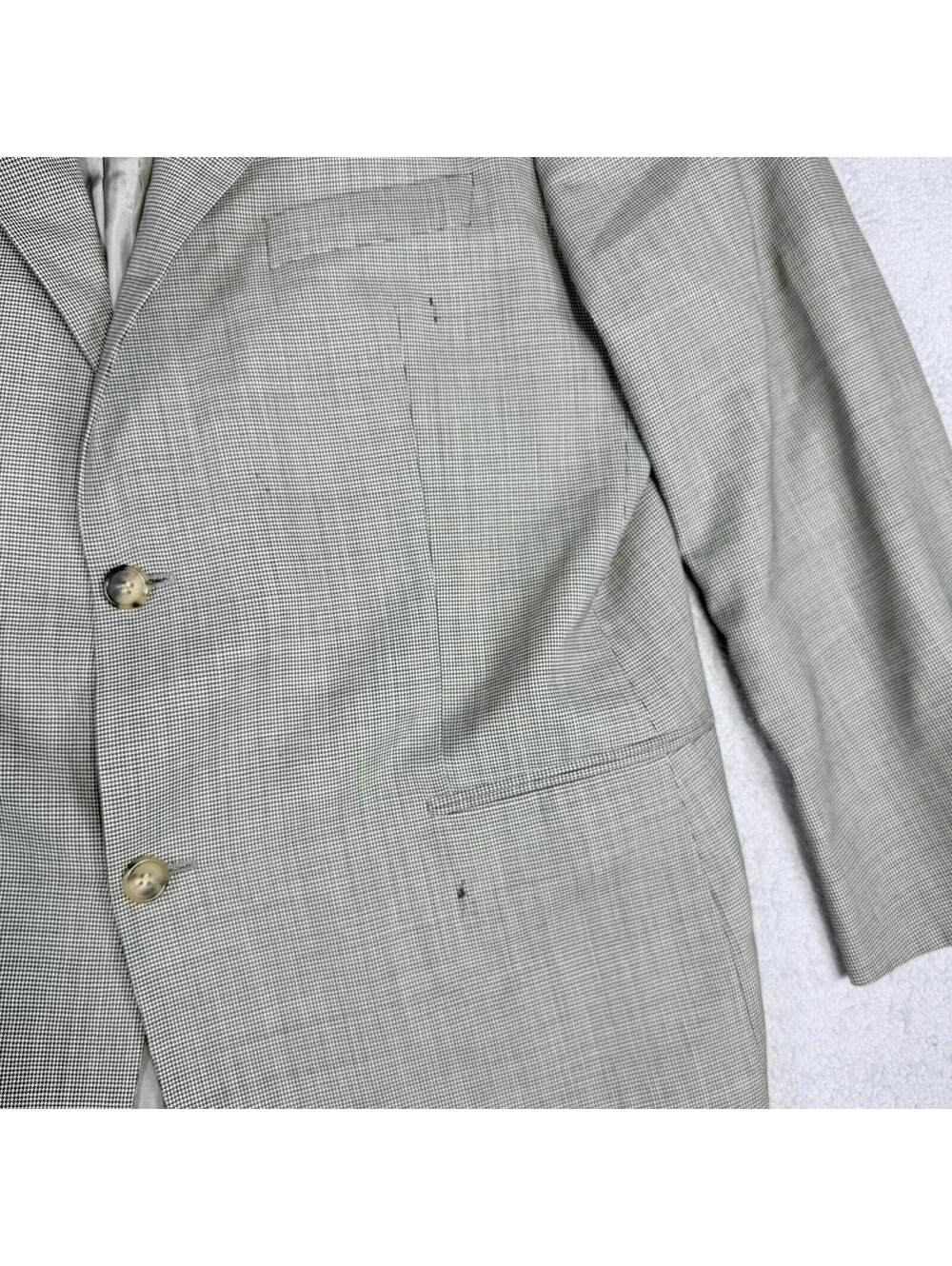 Hugo Boss Blazer Men 44R Grey Windowpane 100% Virgin Wool Two Button Suit Jacket